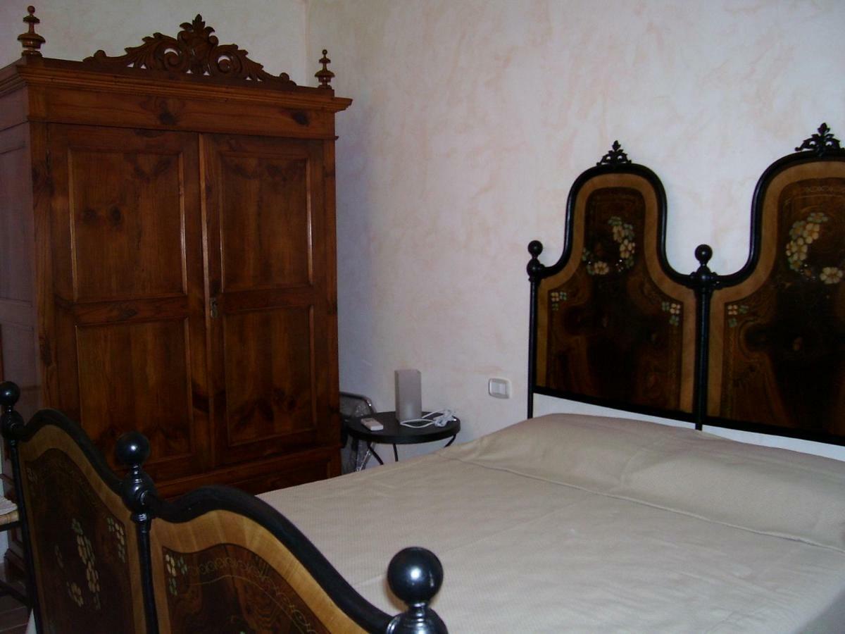 カパルビオ Casale Sant'Angelo Bed & Breakfast エクステリア 写真