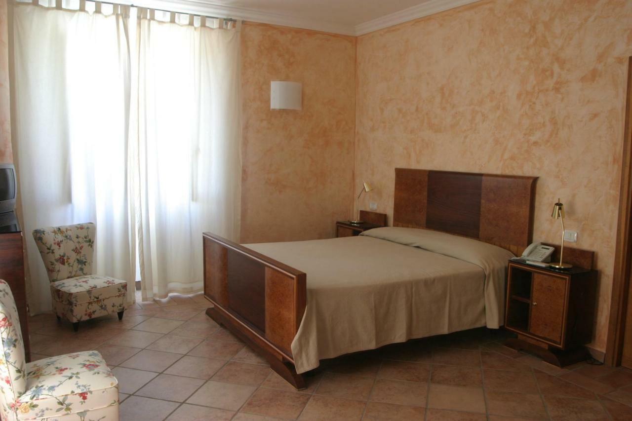 カパルビオ Casale Sant'Angelo Bed & Breakfast エクステリア 写真